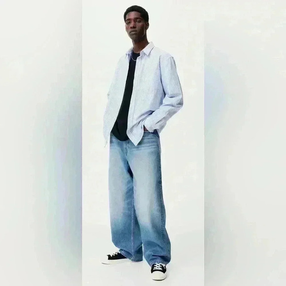 H&M men’s button-down long sleeve shirt; baby blue and white stripes - Picture 1 of 8